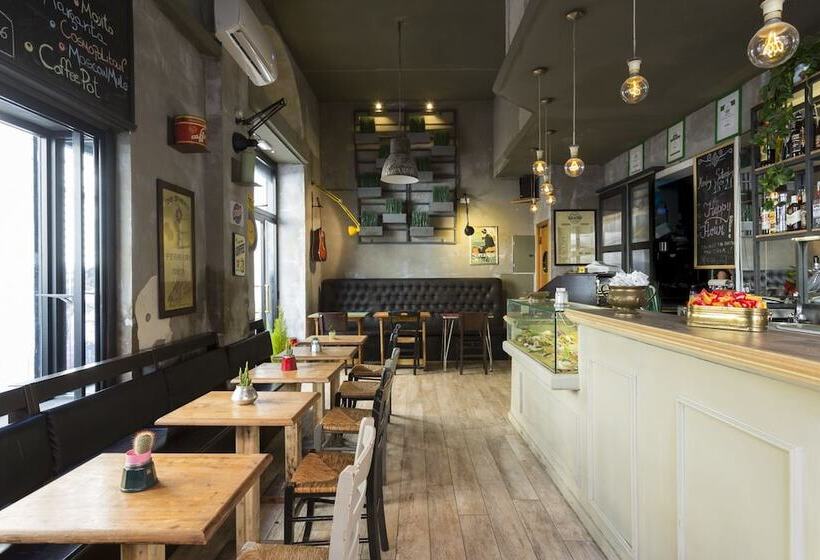 בית מלון כפרי Robinson