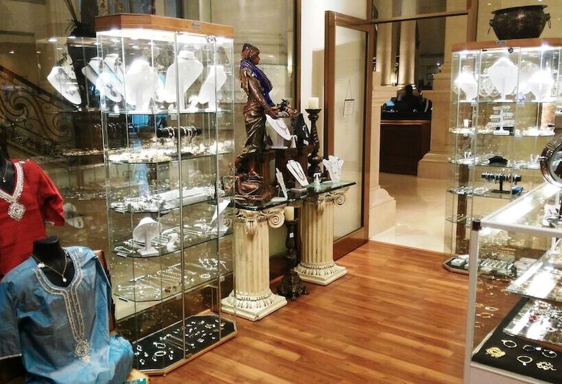 Отель Safi Royal Luxury Valle