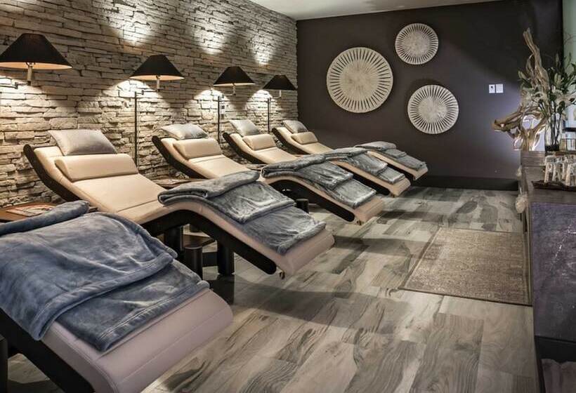 Отель Safi Royal Luxury Valle