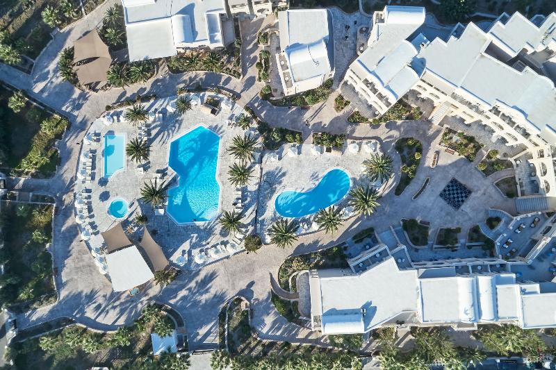 Отель Santo Miramare Beach Resort