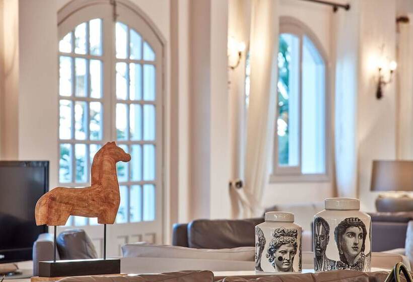 Отель Santo Miramare Beach Resort