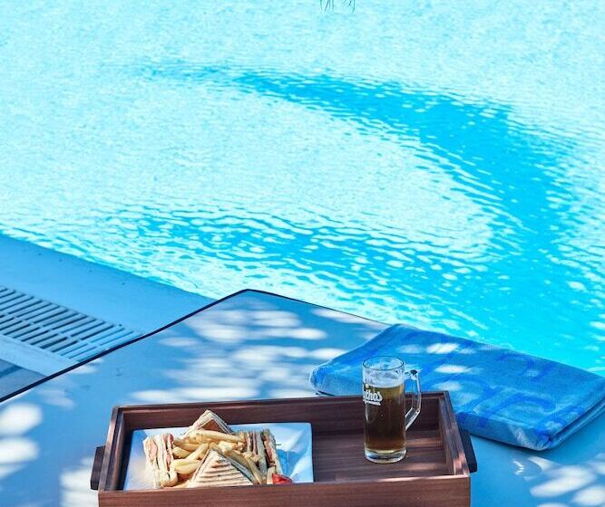 Отель Santo Miramare Beach Resort