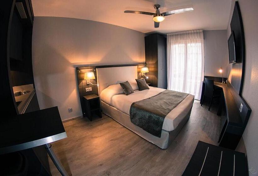 בית מלון כפרי Sejours & Affaires Aixenprovence Mirabeau