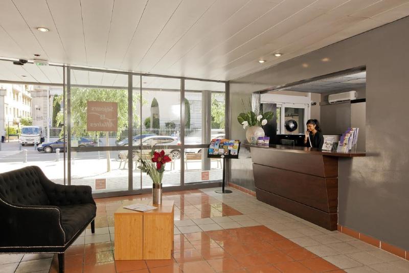 בית מלון כפרי Sejours & Affaires Aixenprovence Mirabeau