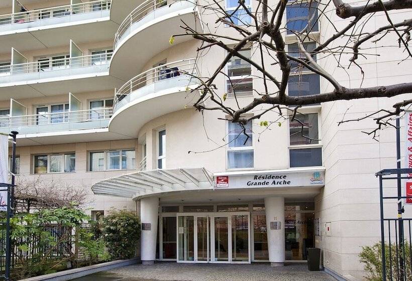 בית מלון כפרי Sejours & Affaires Courbevoie Grande Arche