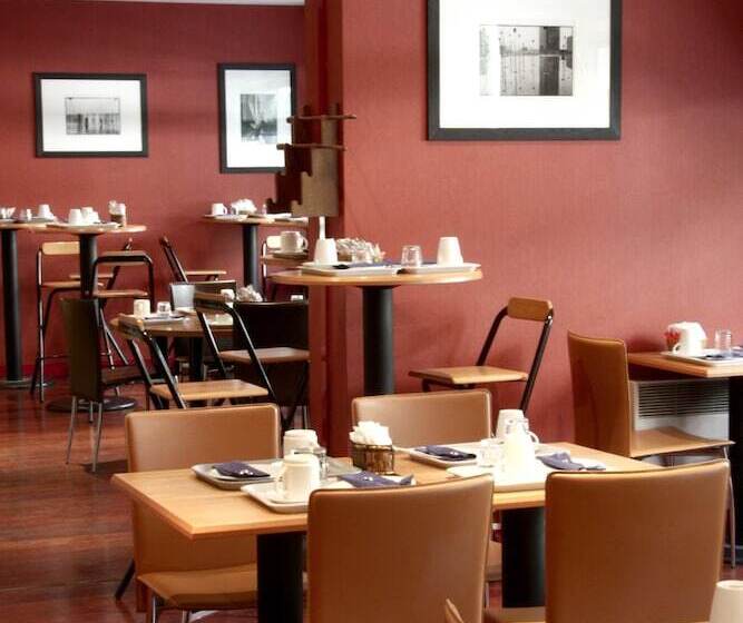 בית מלון כפרי Sejours & Affaires Courbevoie Grande Arche