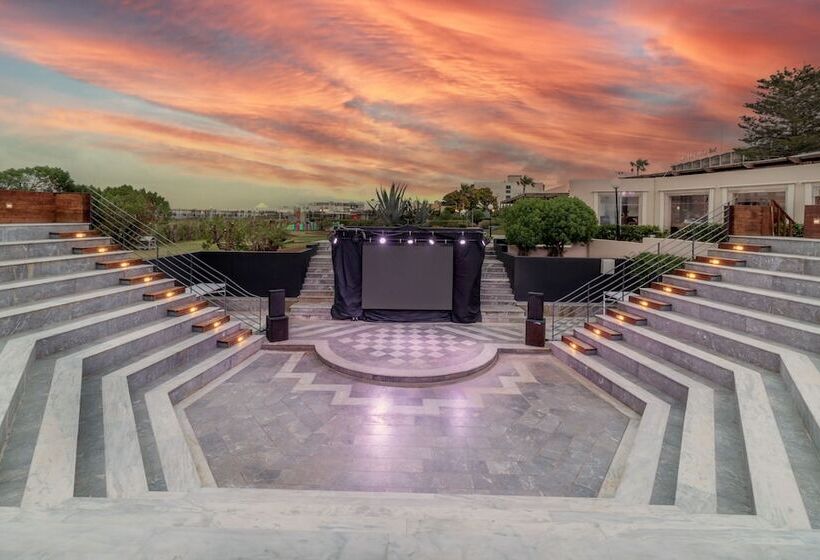 فندق Sol by Meliá Marina Beach