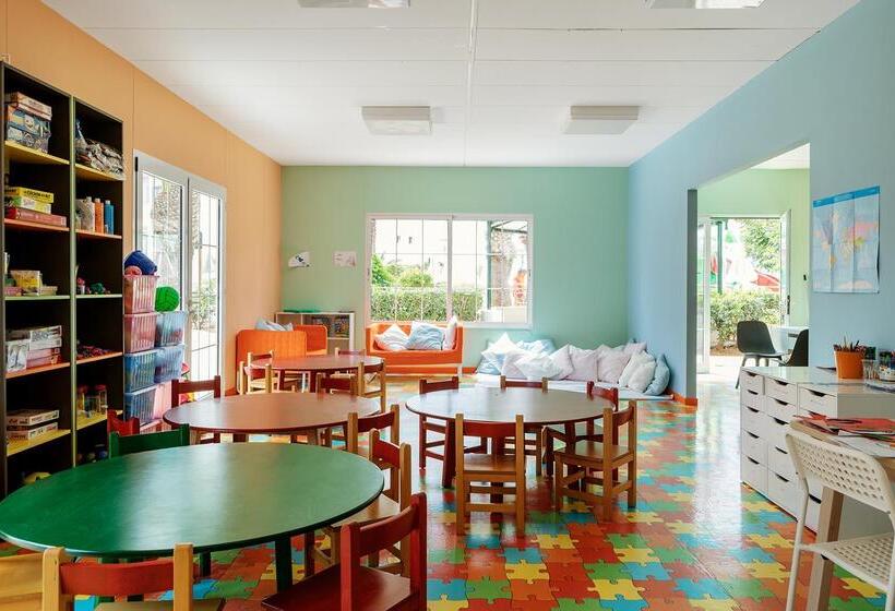 فندق Sol by Meliá Marina Beach