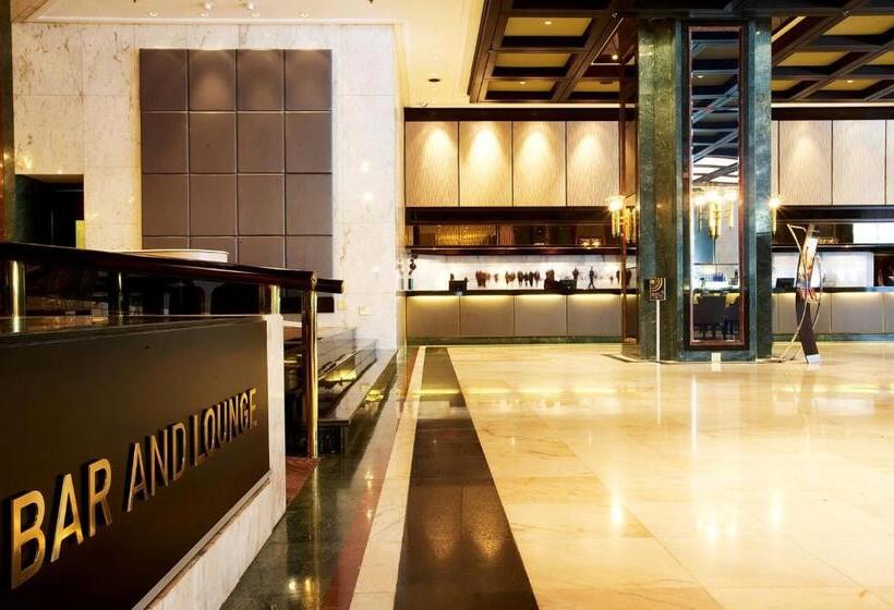 בית מלון כפרי Southern Sun Cape Sun