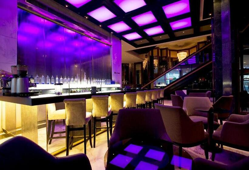 בית מלון כפרי Southern Sun Cape Sun