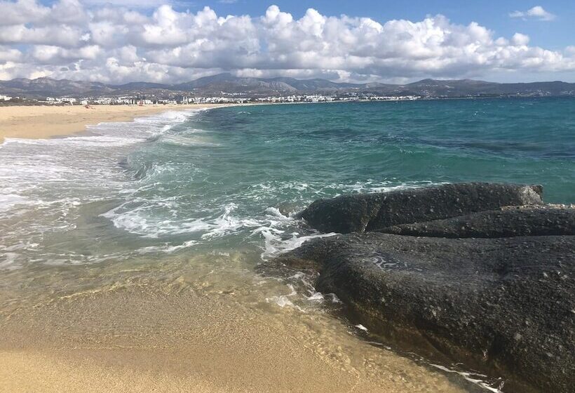 Отель Naxos Summerland Resort