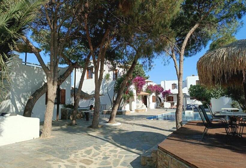 Отель Naxos Summerland Resort