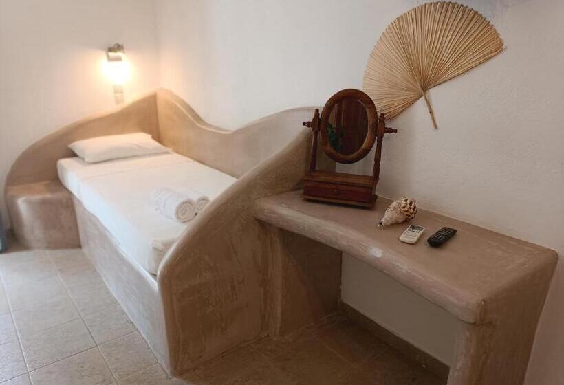 Отель Naxos Summerland Resort