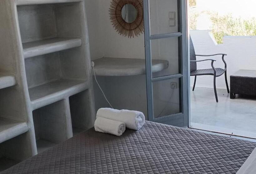 Отель Naxos Summerland Resort