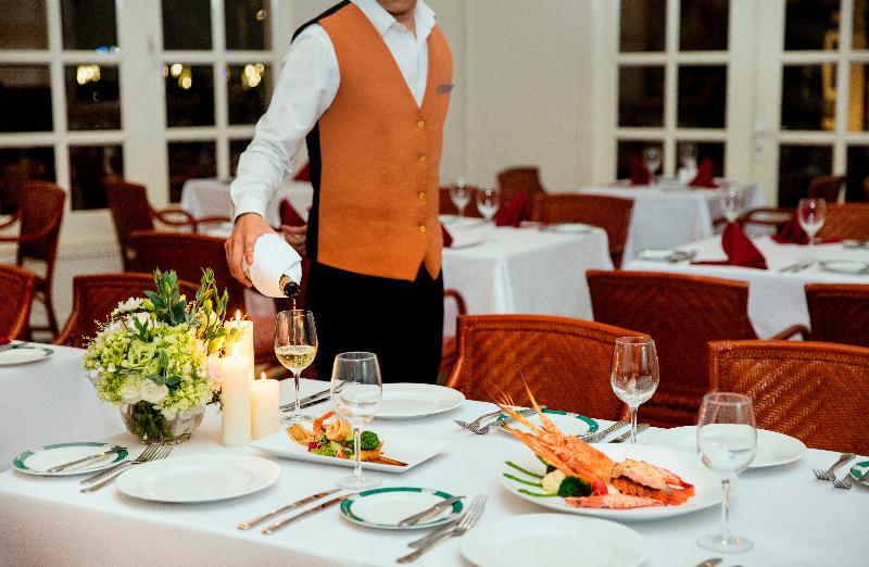 Sunrise Nha Trang Beach Hotel & Spa