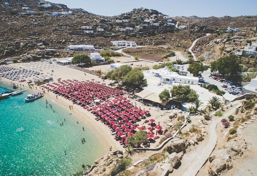 فندق Super Paradise