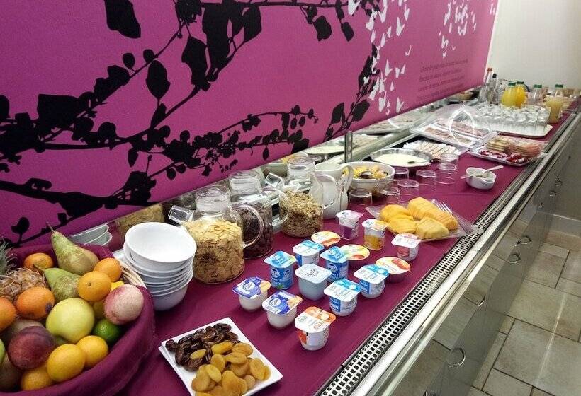 ホテル The Originals City, Hôtel Alizéa, Le Mans Nord