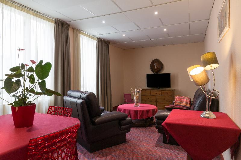 ホテル The Originals City, Hôtel Alizéa, Le Mans Nord