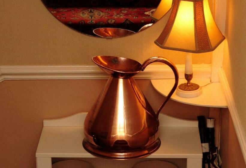 בית מלון כפרי Thistle