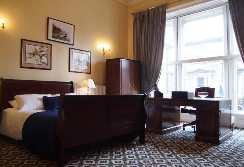 בית מלון כפרי Thistle