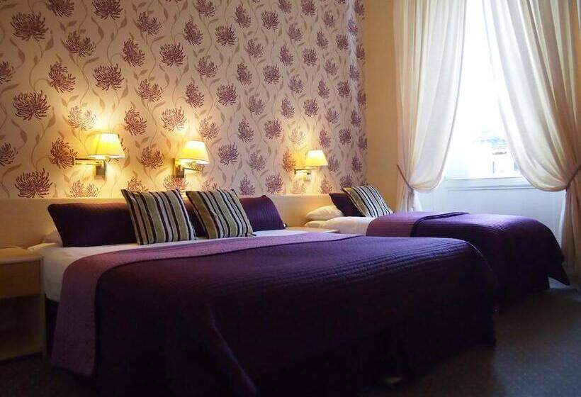 בית מלון כפרי Thistle