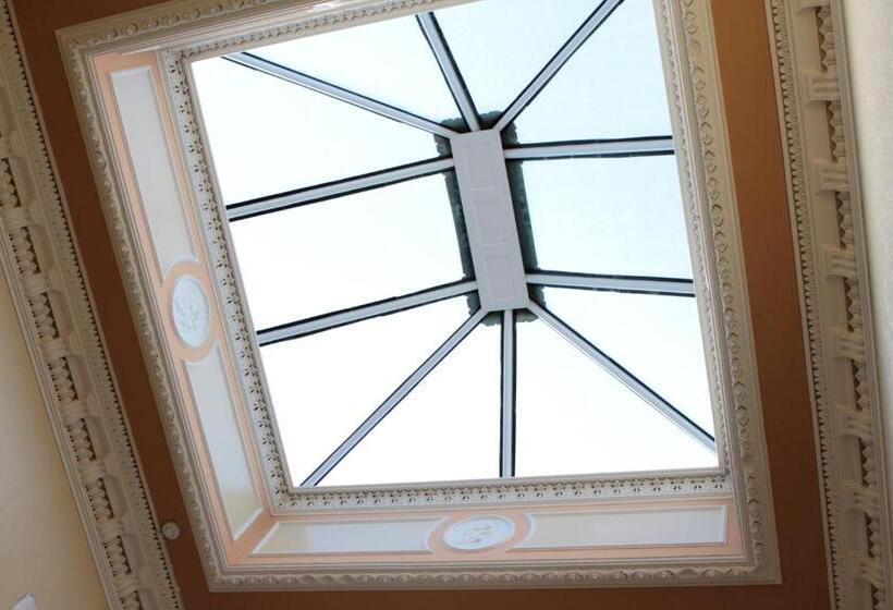 בית מלון כפרי Thistle