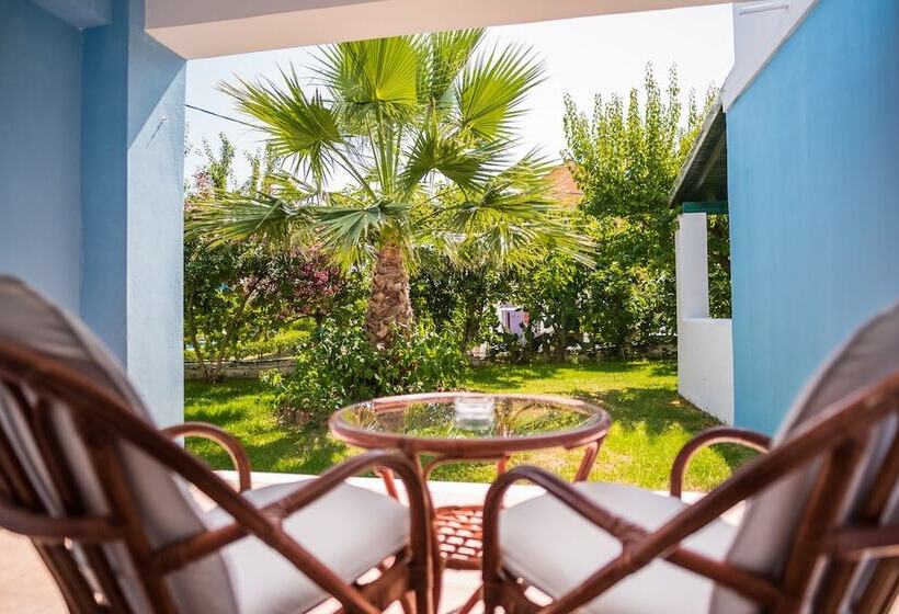 酒店 Three Stars Beach