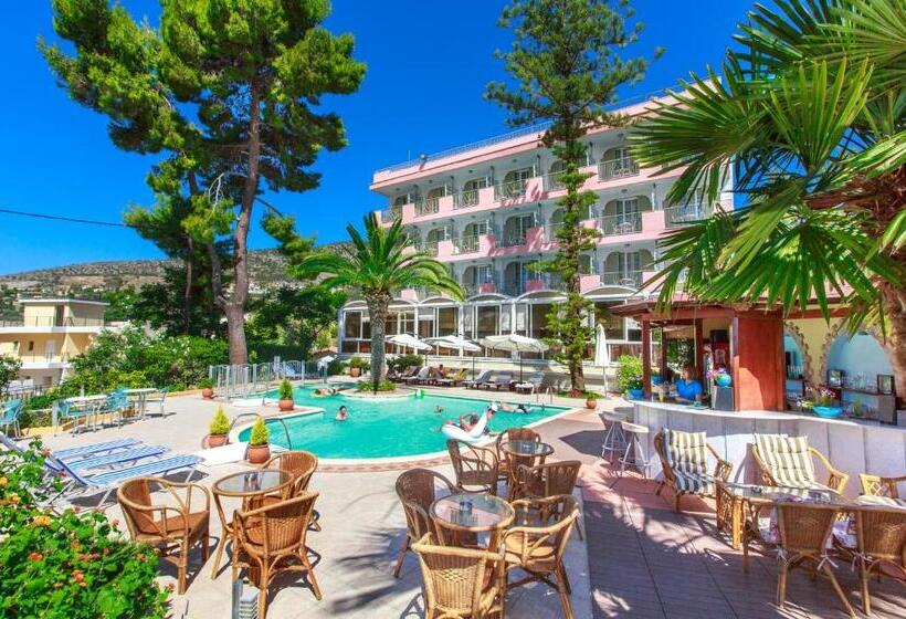 בית מלון כפרי Tolon Holidays