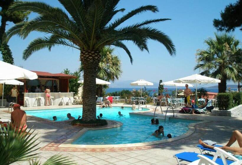 בית מלון כפרי Tolon Holidays