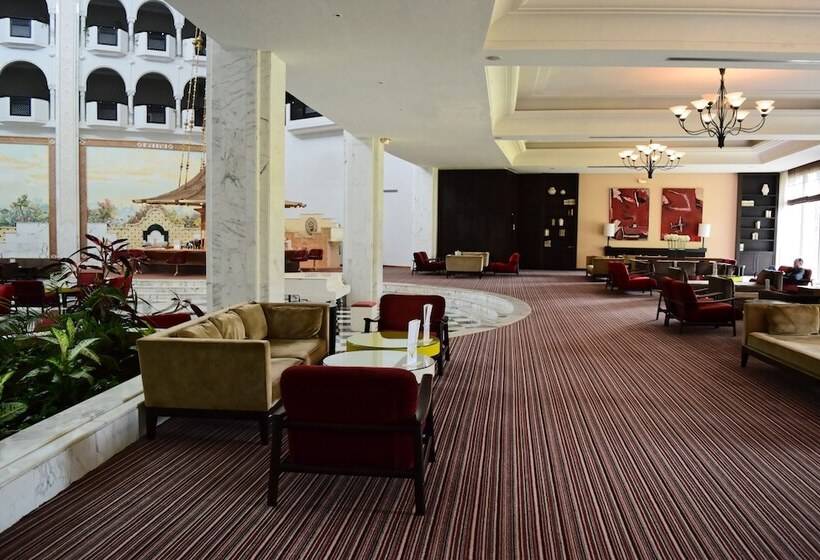 Oceana Hotel & Spa Focussed Adults