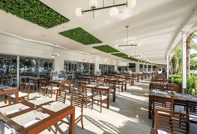 호텔 Utopia Beach Club