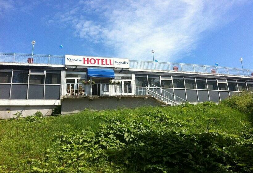 فندق Vanadis