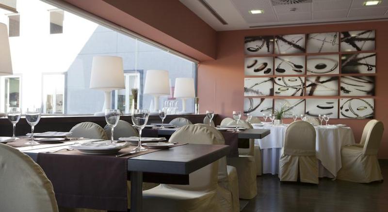 酒店 Vertice Sevilla Aljarafe