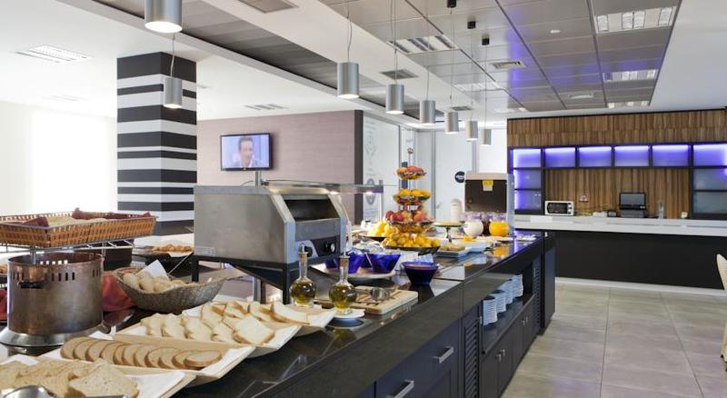 酒店 Vertice Sevilla Aljarafe