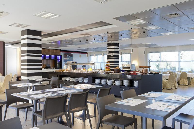 酒店 Vertice Sevilla Aljarafe