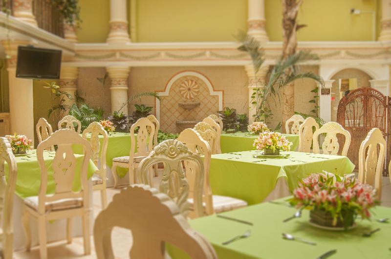 ホテル Villa Las Margaritas Plaza Cristal