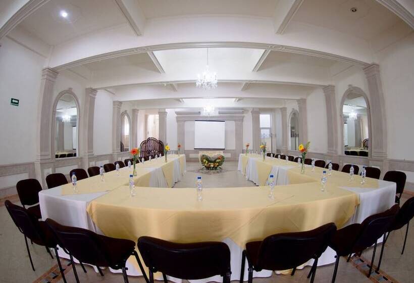 ホテル Villa Las Margaritas Plaza Cristal