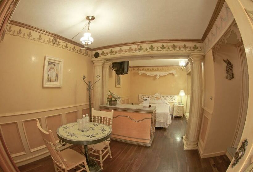 ホテル Villa Las Margaritas Plaza Cristal