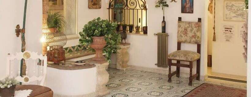 هتل Villa Mora