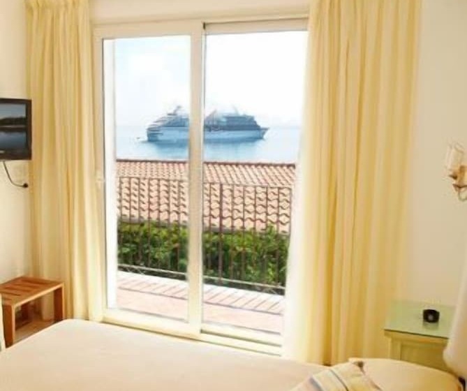 ホテル Villa Mora