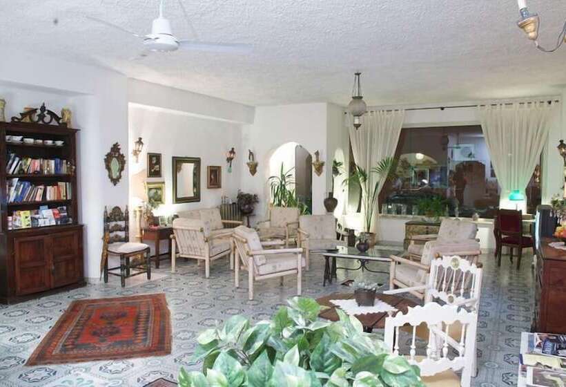 ホテル Villa Mora