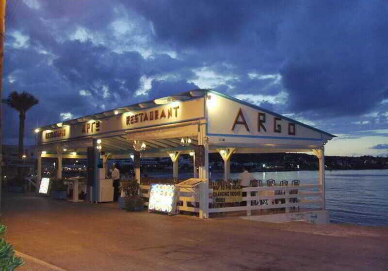 Отель Zorbas Beach