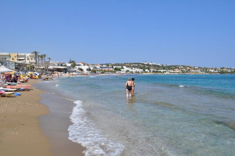 Отель Zorbas Beach