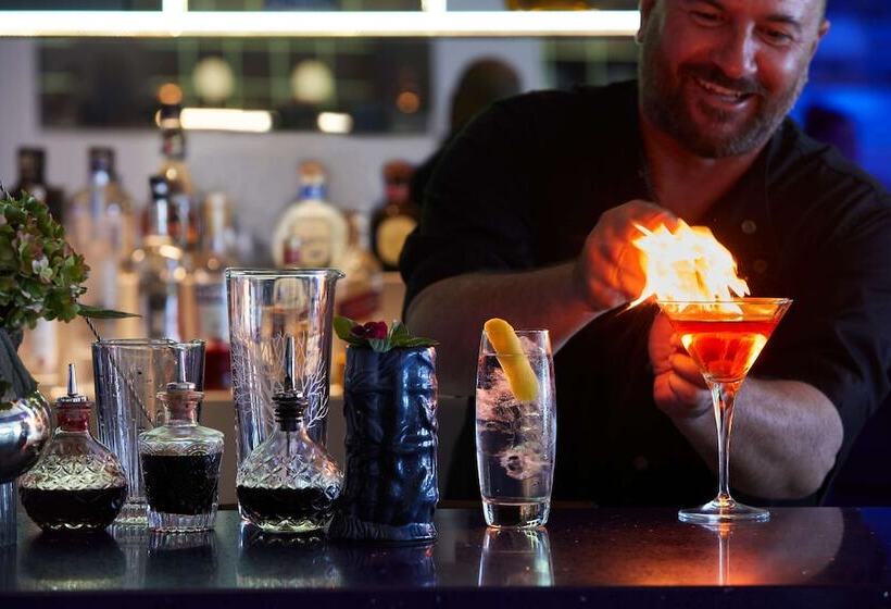 I Resort Beach Hotel & Spa