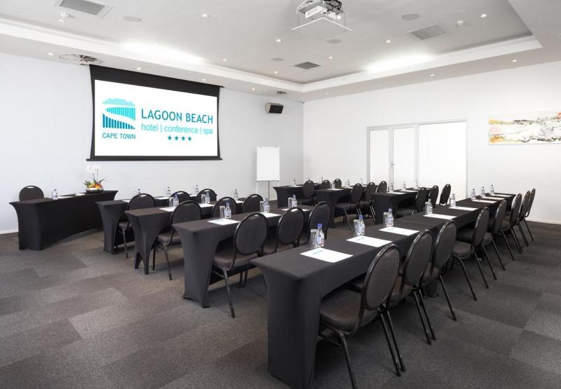 Lagoon Beach Hotel Apartments