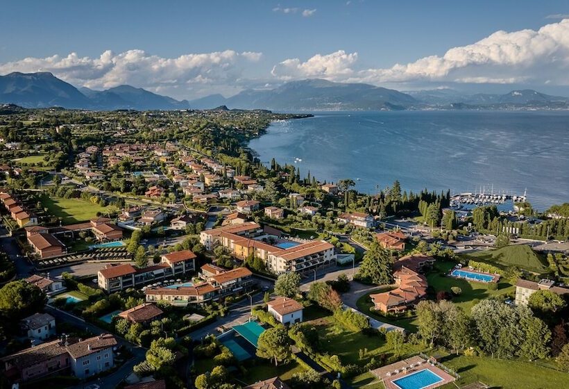 Le Terrazze Sul Lago Hotel & Residence