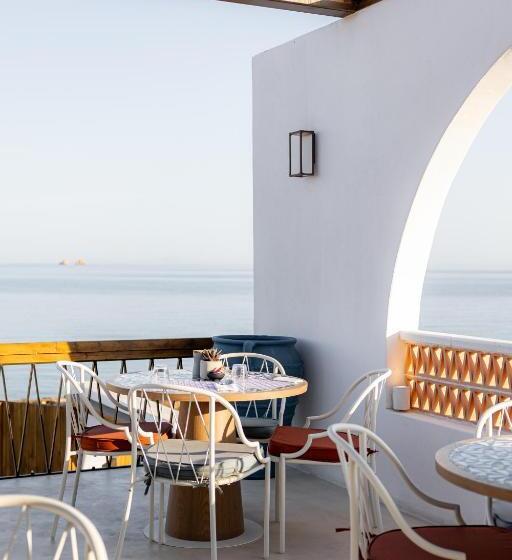 בית מלון כפרי Andronis Minois