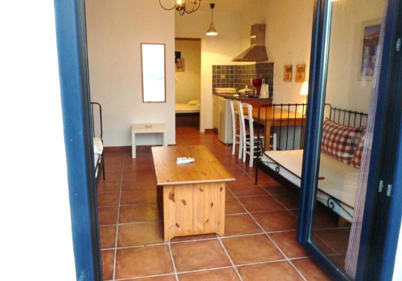 Paradissia Apartments