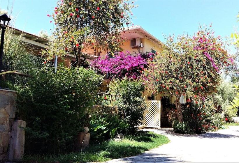 Philippos Hotel Apartments