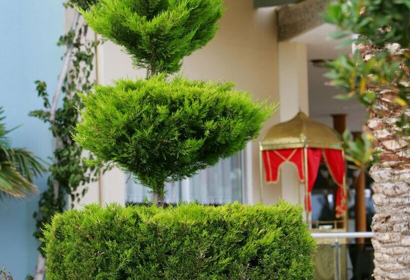 Saphir Hotel & Villas